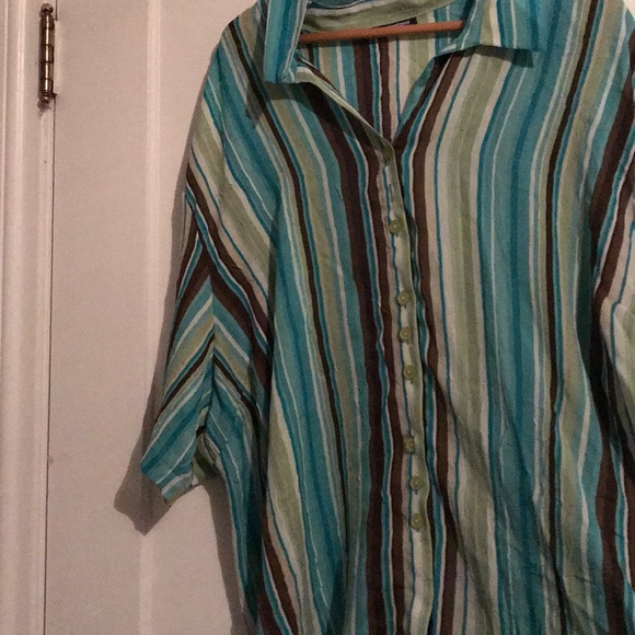 Button down shirt - Picture 4 of 4